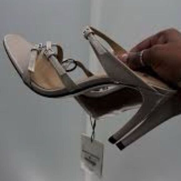 ZARA HEELED SANDALS WITH BUCKLES - Picture 8 of 8